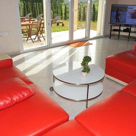 Villa Poulades Gouviá Eksteriør bilde