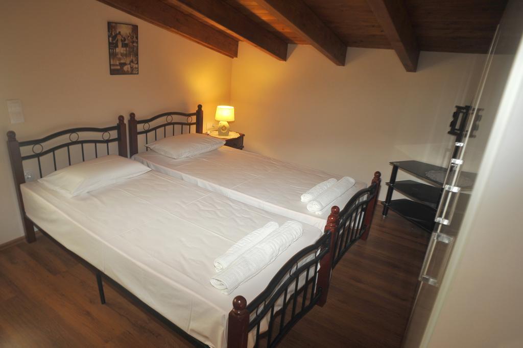 Villa Poulades Gouviá Rom bilde