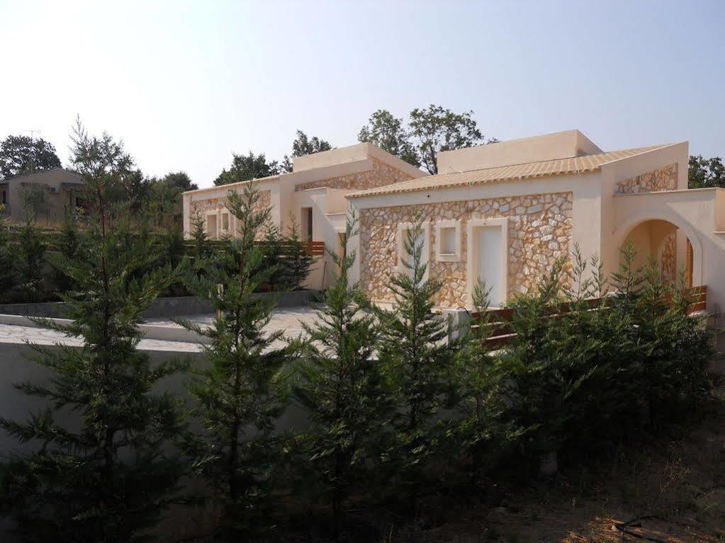 Villa Poulades Gouviá Eksteriør bilde
